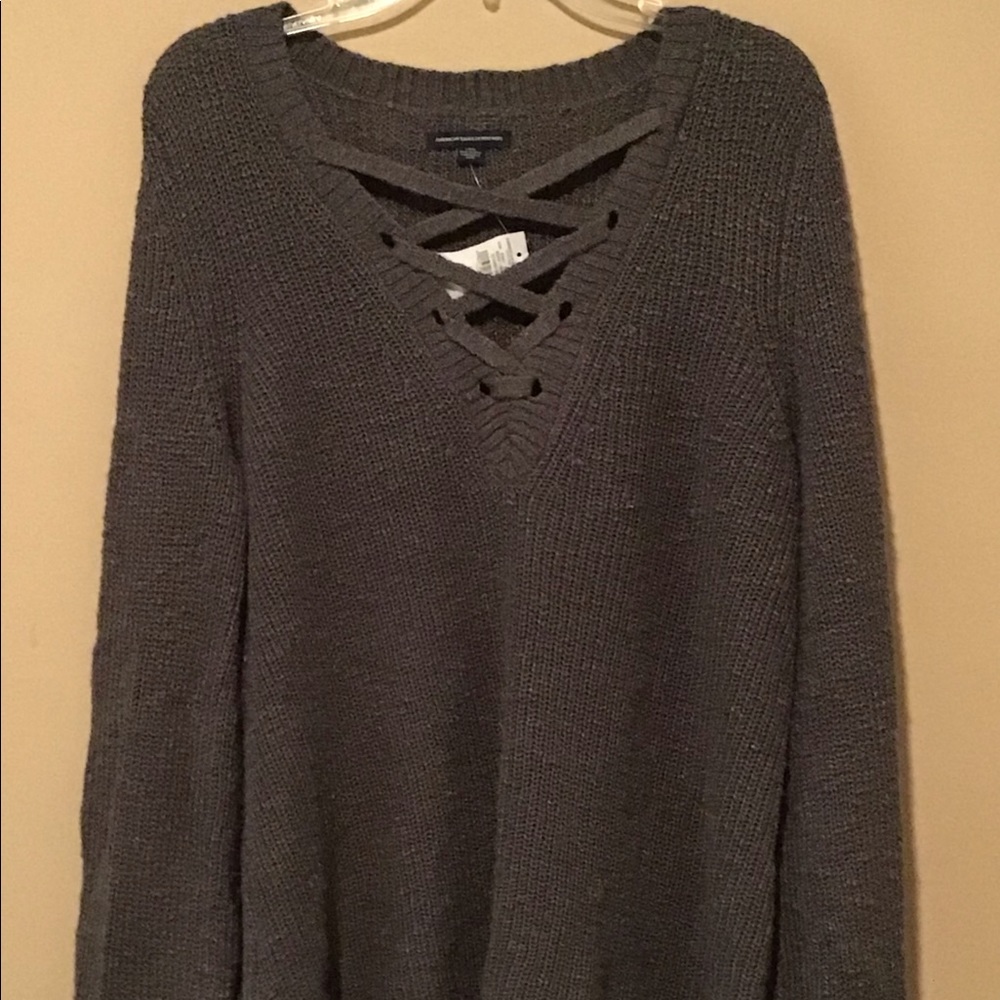 American Eagle sweater